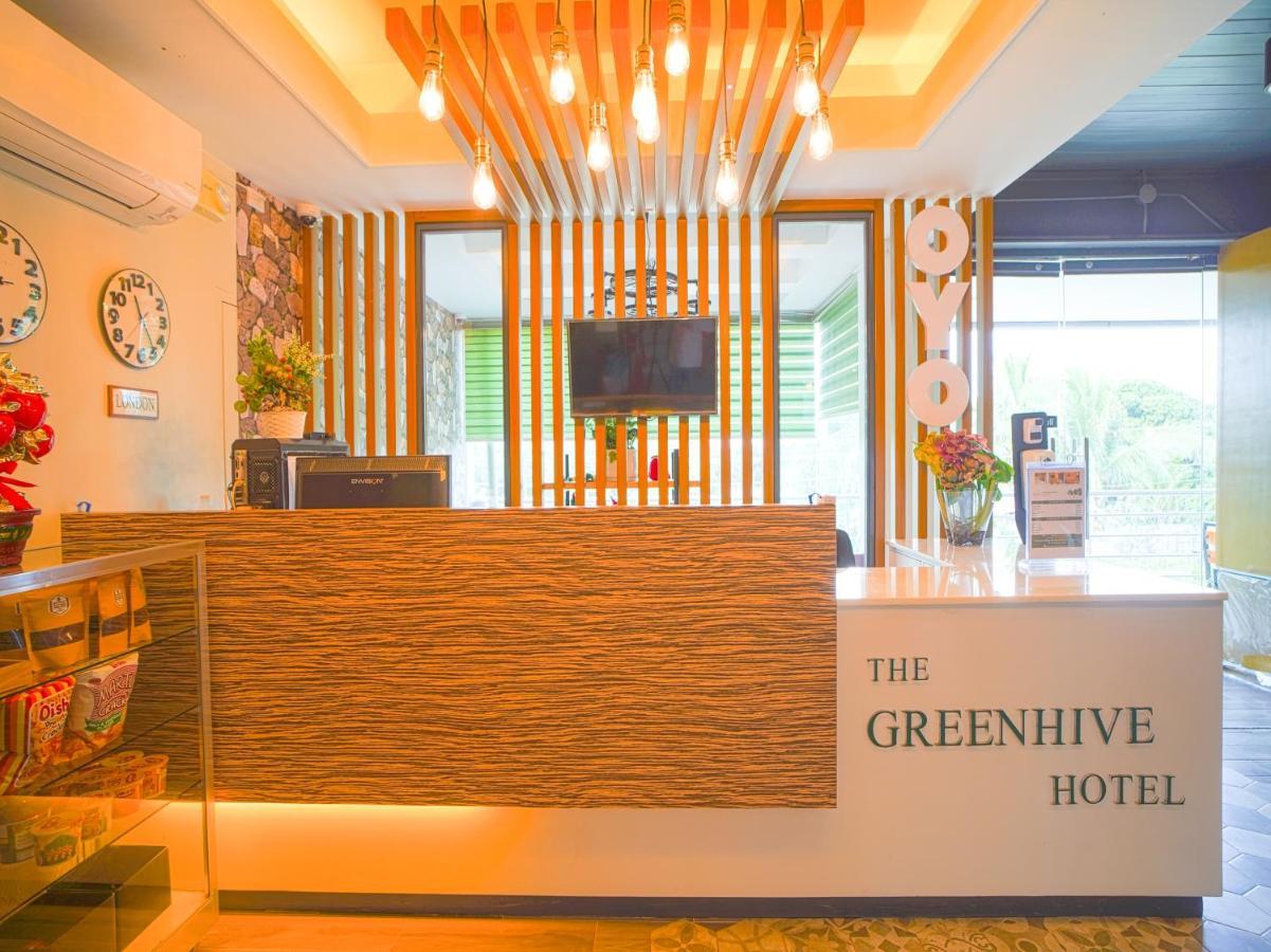 Capital O Oyo 785 The Greenhive Hotel Ibaan المظهر الخارجي الصورة