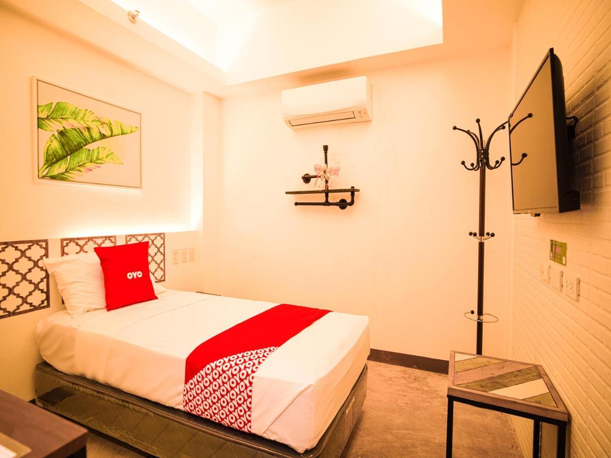 Capital O Oyo 785 The Greenhive Hotel Ibaan المظهر الخارجي الصورة